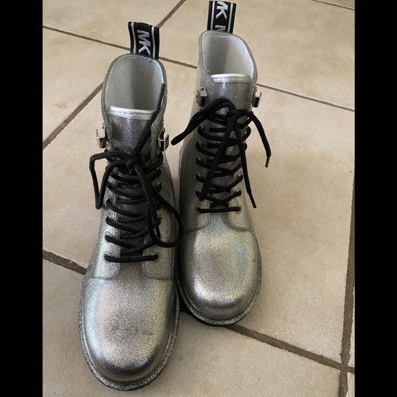 Michael Kors rain boots - Picture 4 of 8
